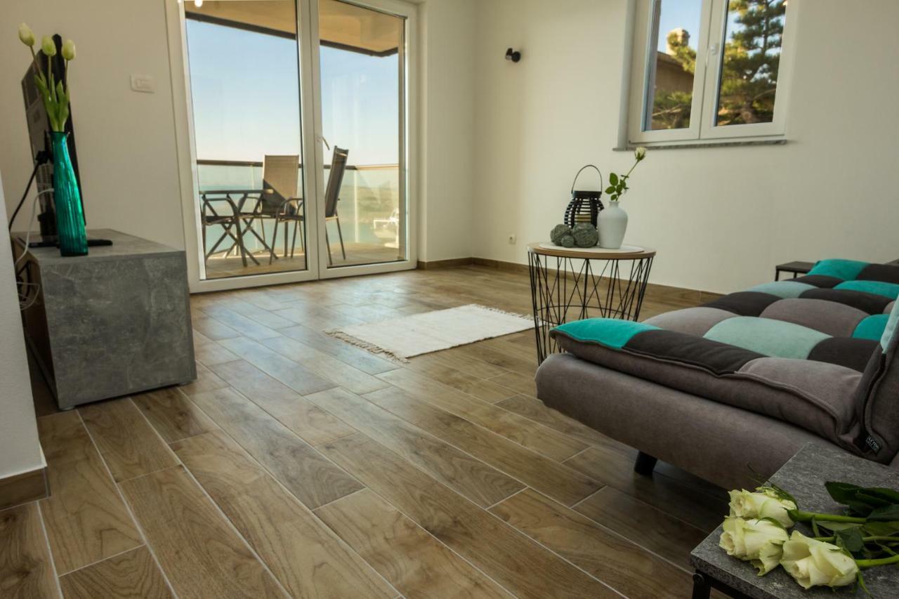 2Bfree Apartments Stinica Exterior foto